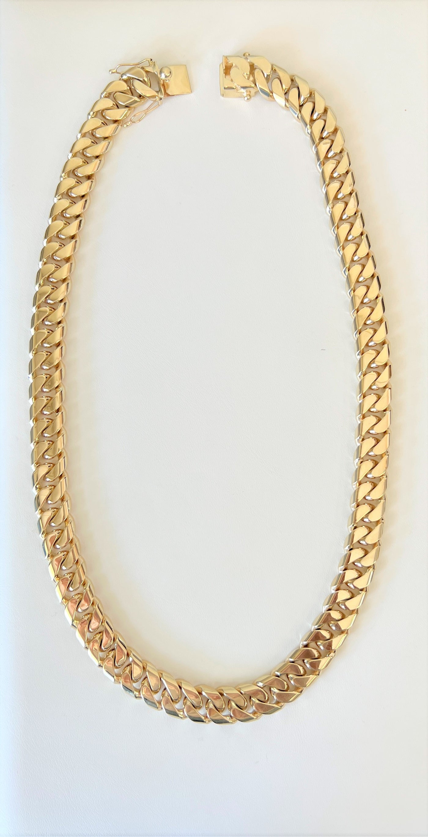 15mm Cuban Link Necklace Chain in Baguette - Yellow Gold 45cm